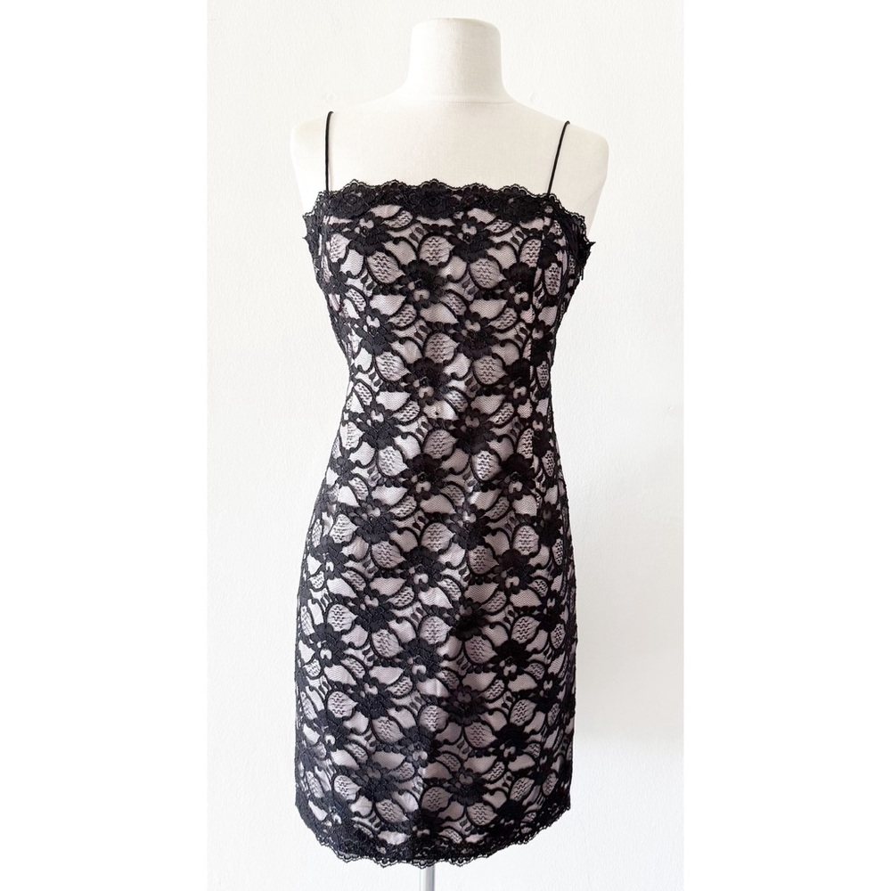 Vintage 90s Jones New York Dress Black Lace with Light Blush Pink Lining 6P